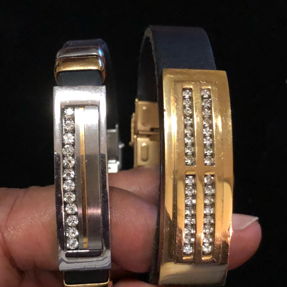 Bracelets - Picture 3 of 5